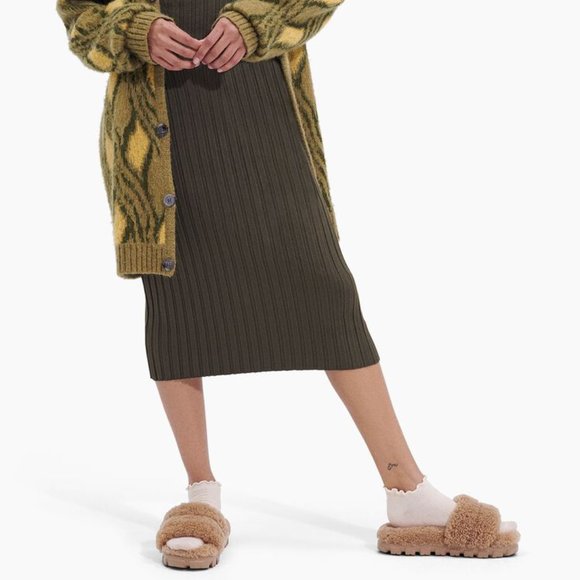 UGG Shoes - UGG Cozetta Curly Slides